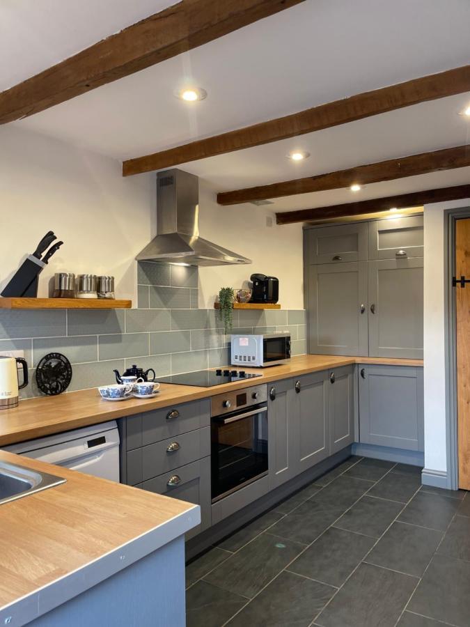 Cilhendre Holiday Cottages - The Dairy Swansea Extérieur photo