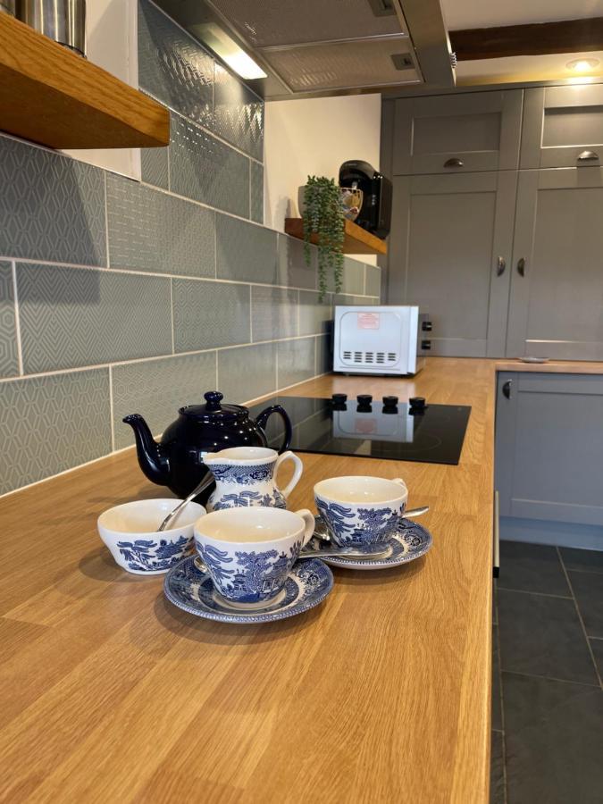 Cilhendre Holiday Cottages - The Dairy Swansea Extérieur photo