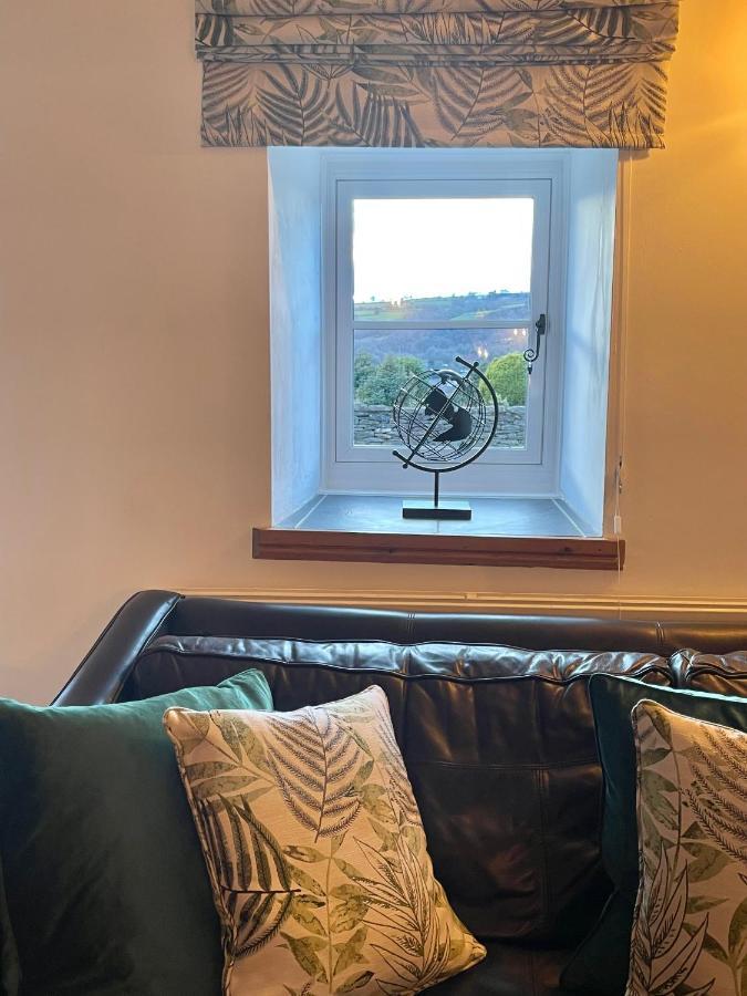 Cilhendre Holiday Cottages - The Dairy Swansea Extérieur photo