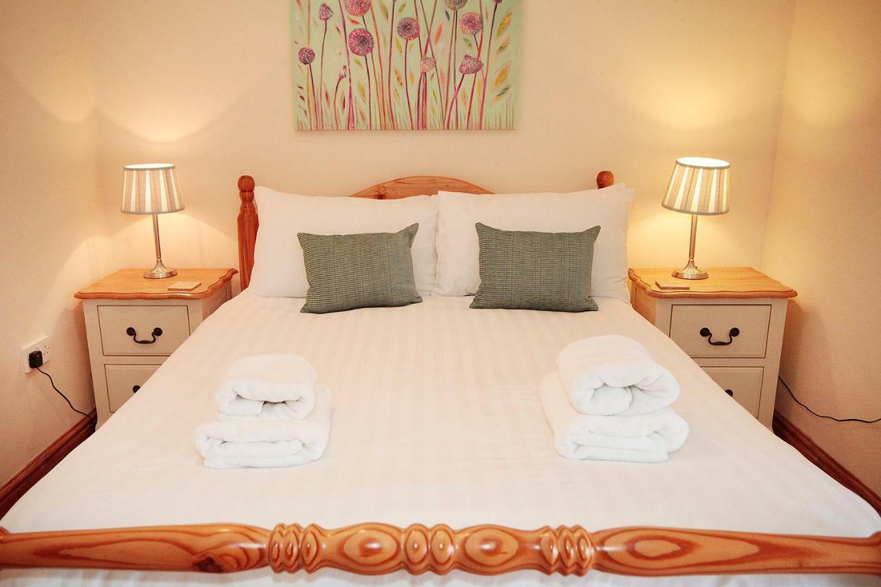 Cilhendre Holiday Cottages - The Dairy Swansea Extérieur photo